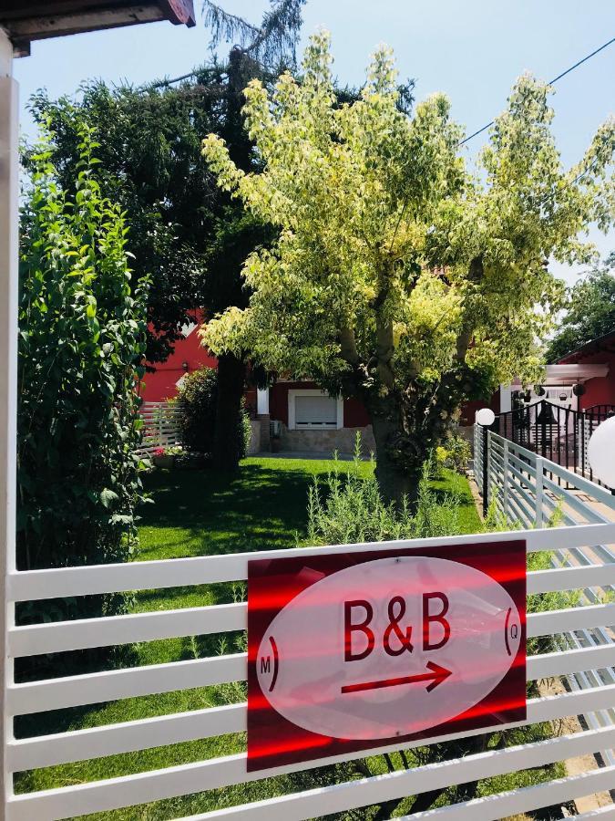 B&B Red Village Chieti Exterior foto