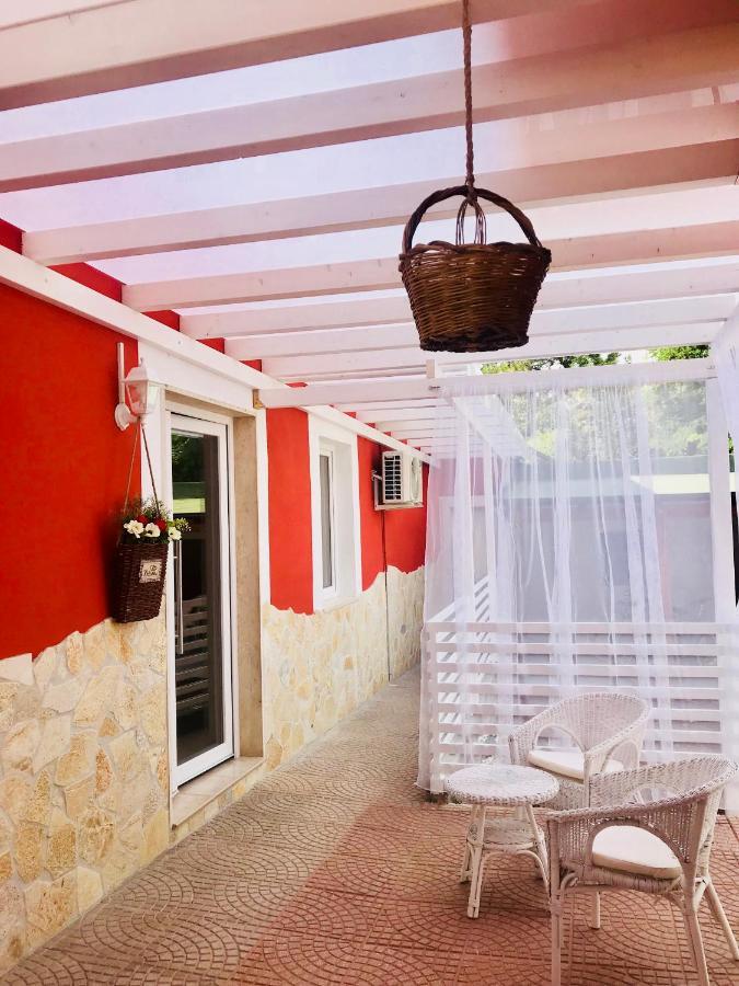 B&B Red Village Chieti Exterior foto
