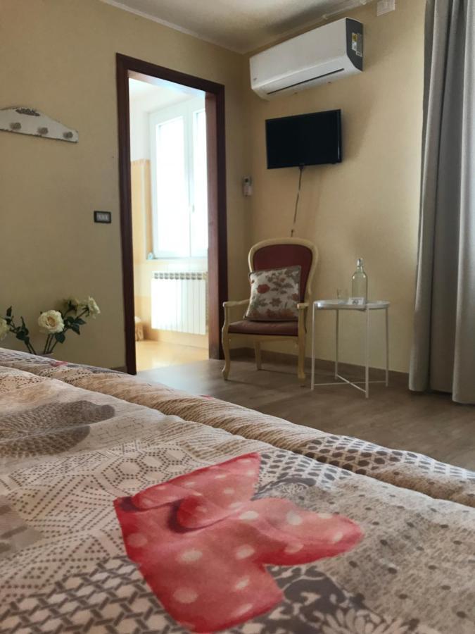 B&B Red Village Chieti Exterior foto